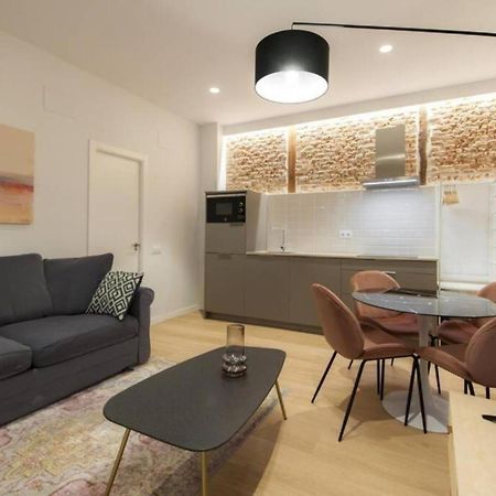Apartamentos En La Latiina Madrid Eksteriør billede