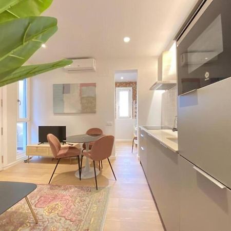 Apartamentos En La Latiina Madrid Eksteriør billede