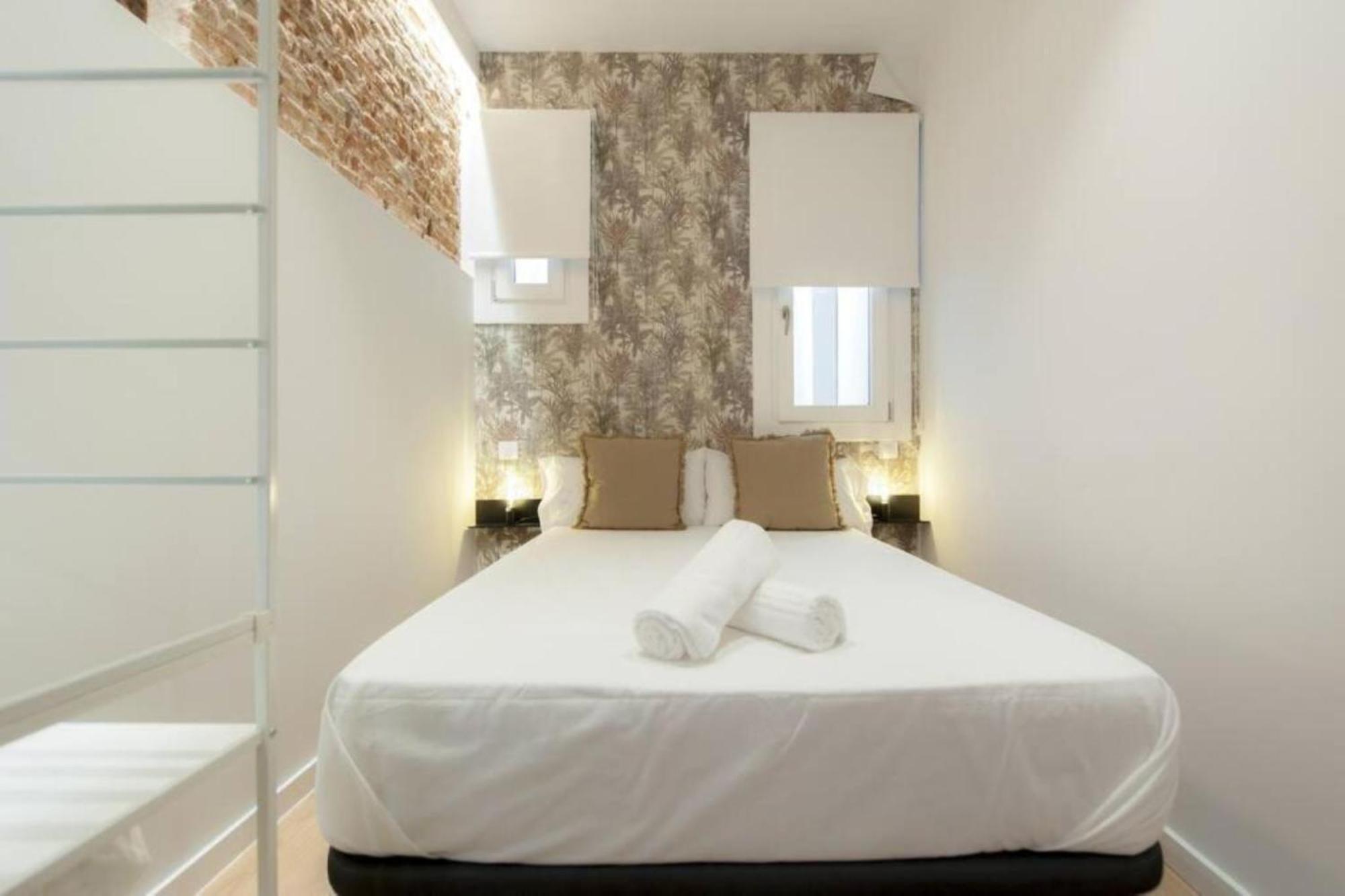 Apartamentos En La Latiina Madrid Eksteriør billede