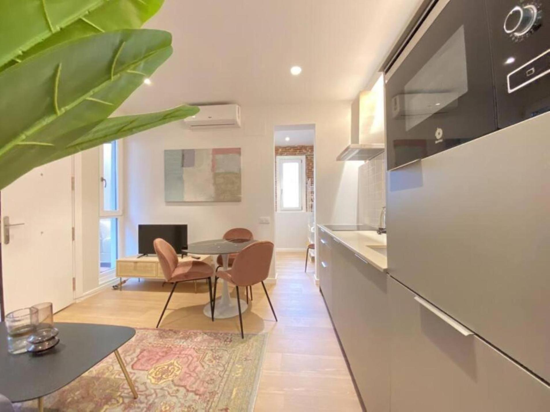 Apartamentos En La Latiina Madrid Eksteriør billede