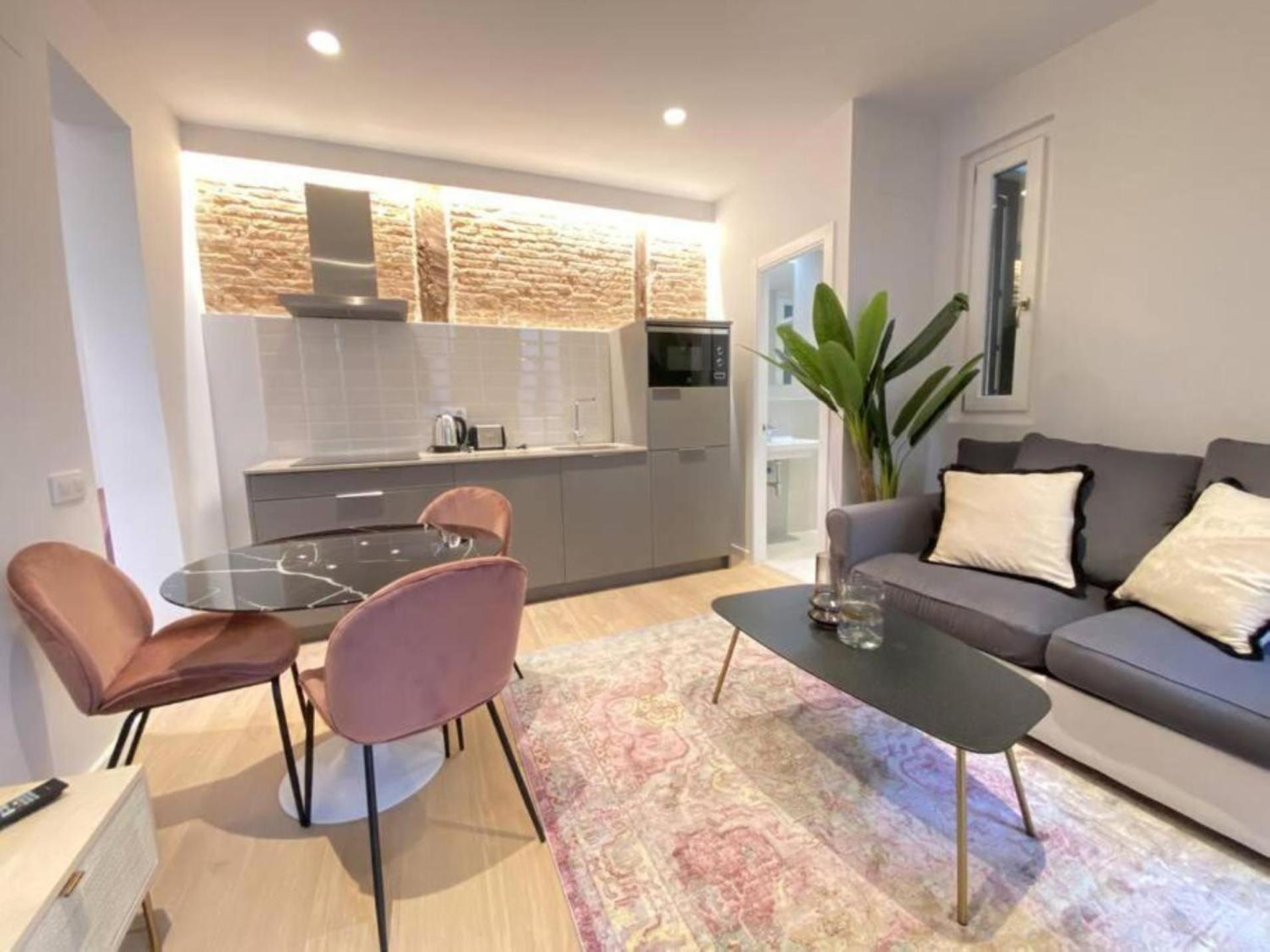 Apartamentos En La Latiina Madrid Eksteriør billede